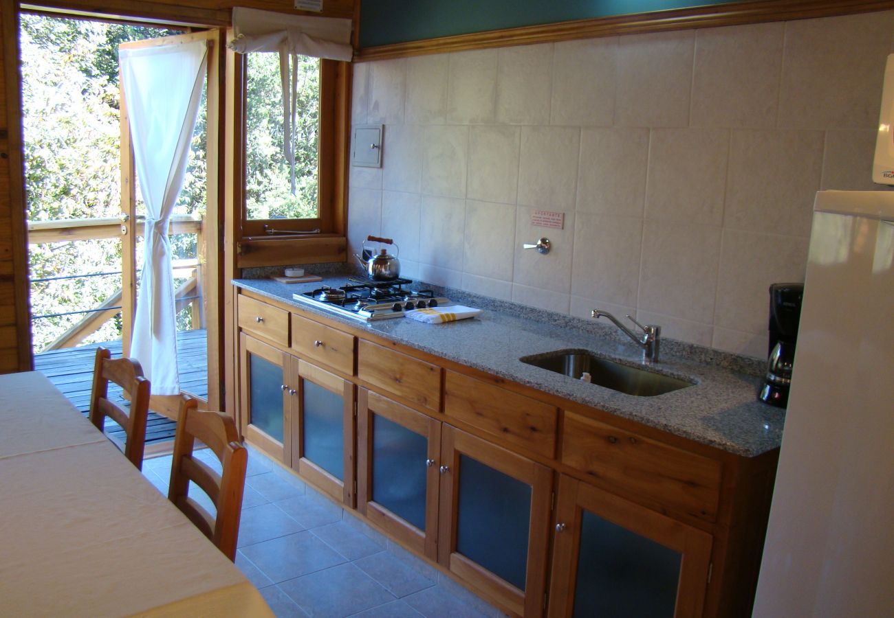 Cabana em Villa La Angostura - Altos de Antilhue 2  | Apart Hotel con vistas a los cerros