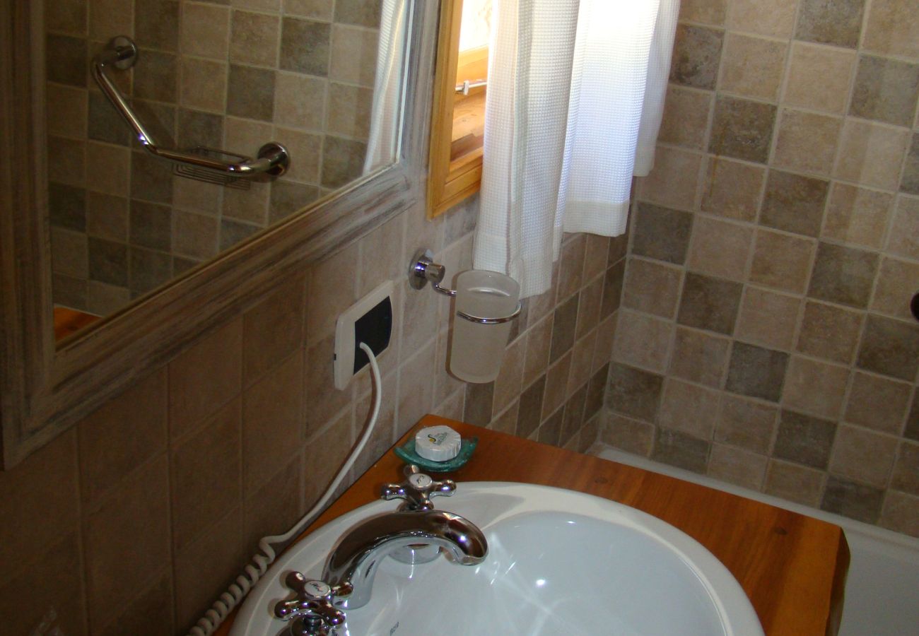 Cabana em Villa La Angostura - Altos de Antilhue 4 | Apart Hotel con vistas a los cerros
