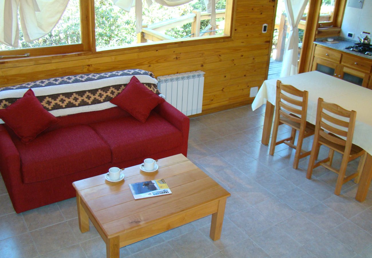 Cabana em Villa La Angostura - Altos de Antilhue 4 | Apart Hotel con vistas a los cerros