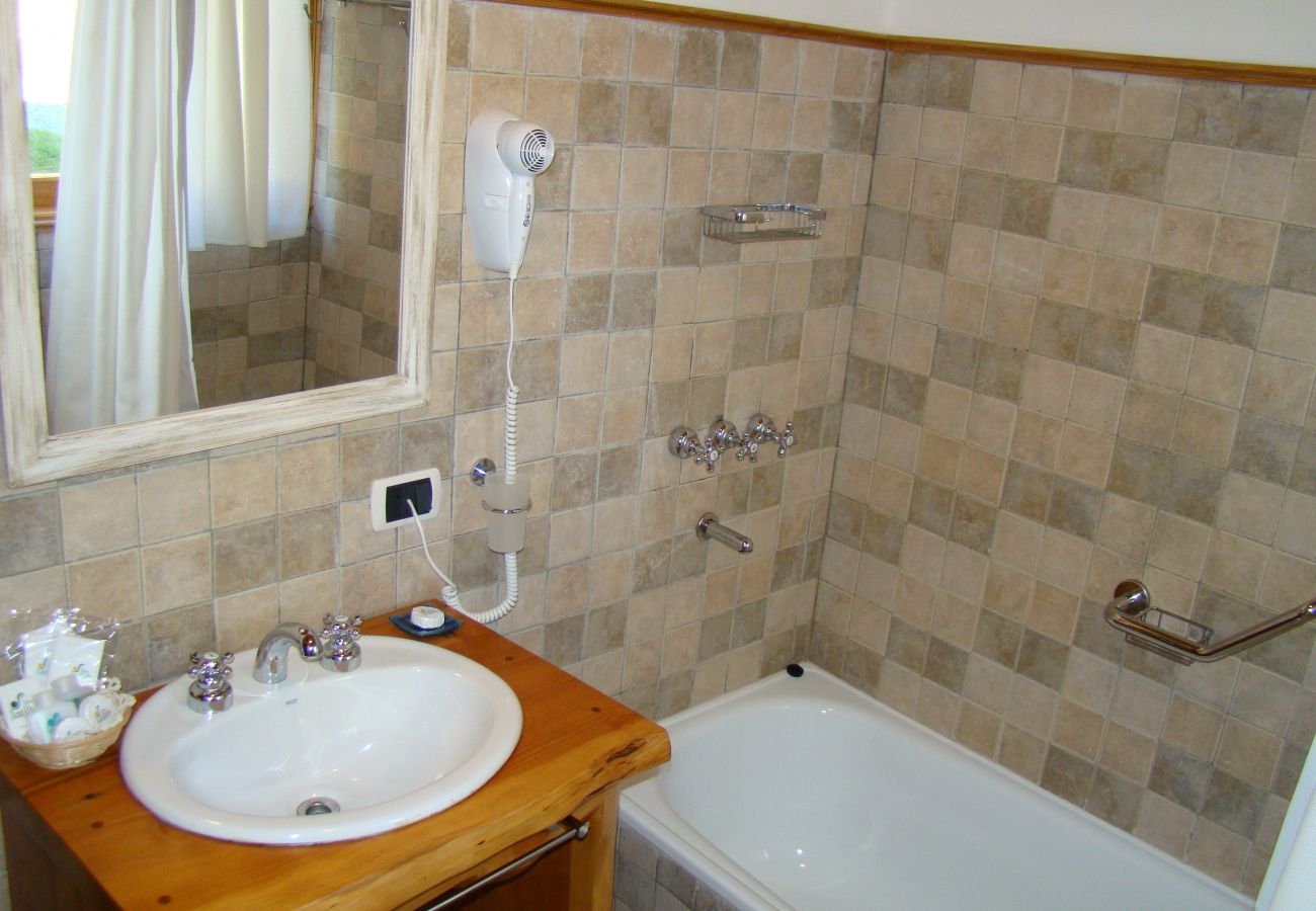 Cabana em Villa La Angostura - Altos de Antilhue 4 | Apart Hotel con vistas a los cerros