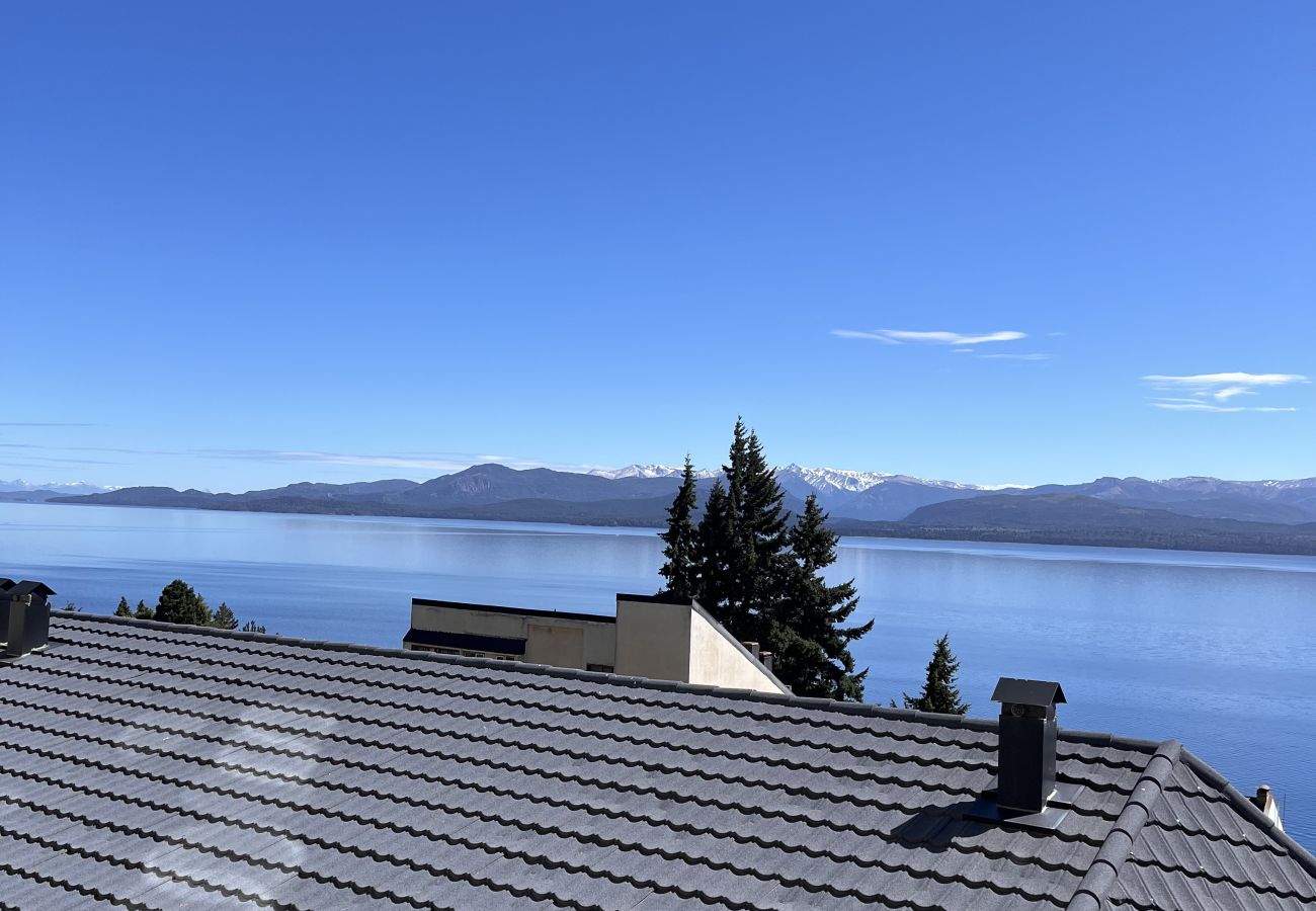 Apartamento em San Carlos de Bariloche - Salta Lake View | Departamento con vista al lago