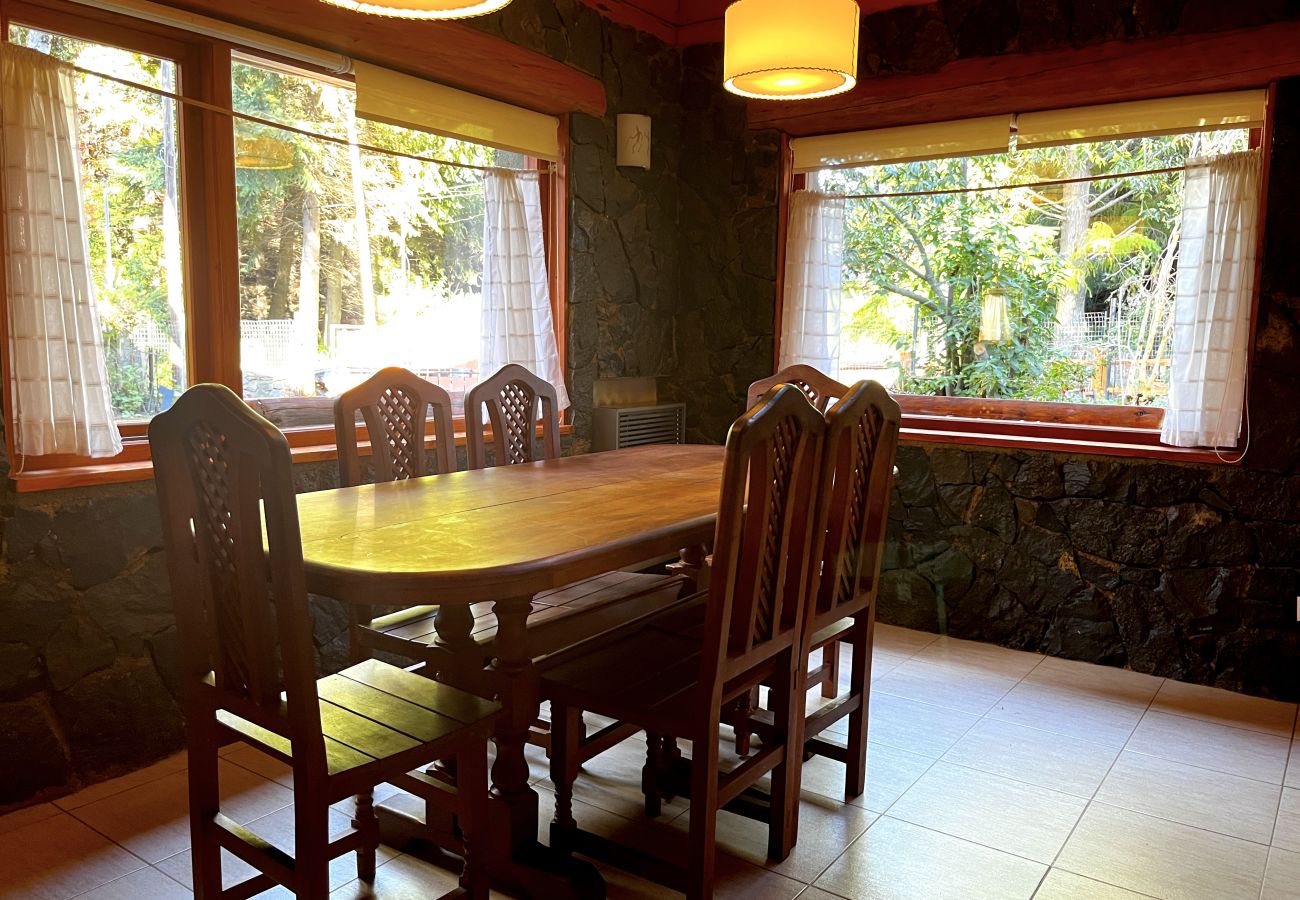 Cabana em Villa La Angostura - Rumel 1 - Cabaña en el bosque a metros del río Bonito 