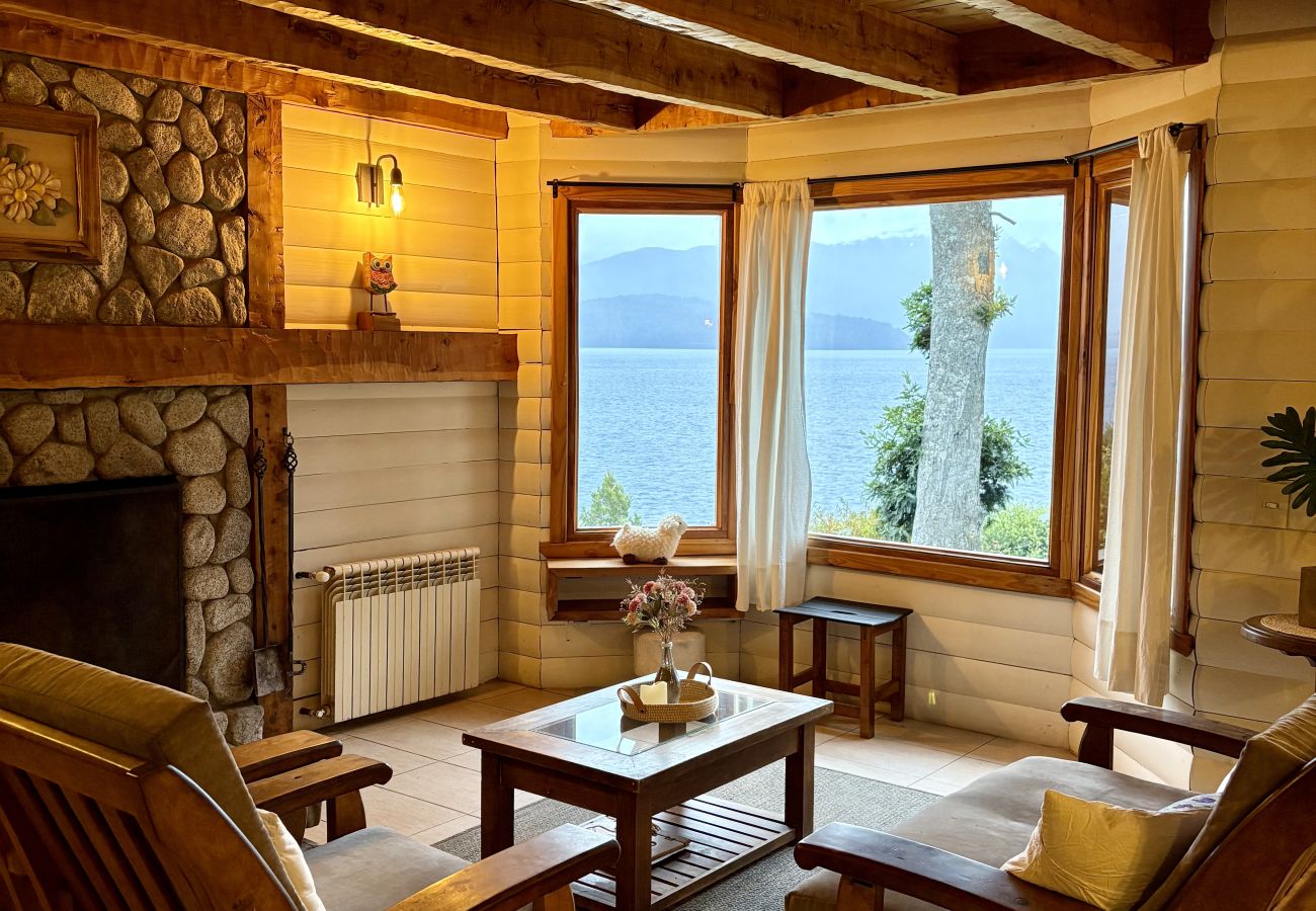Cabana em Villa La Angostura - BOG Casas Quetrihue Las Retamas | con vistas al lago